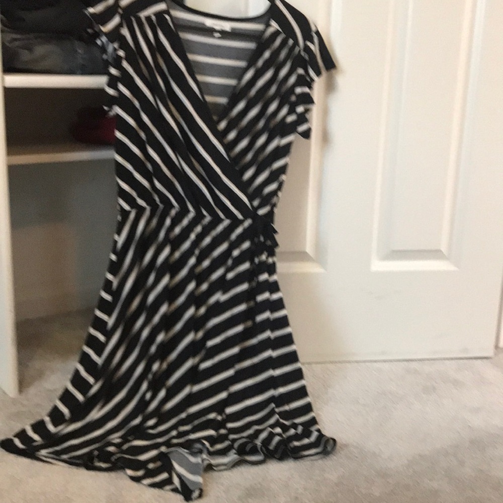 Cute striped dress for summer!